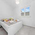 Attractive In With Terrace