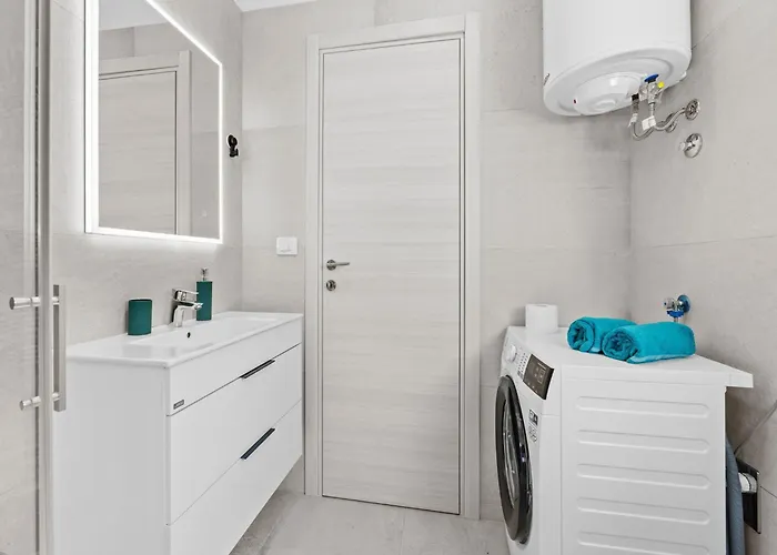 Attractive In With Terrace Appartement *