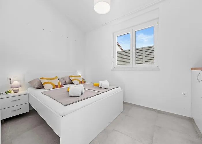 Attractive In With Terrace